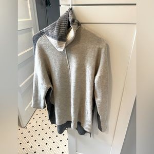 Tribal Sweater Size M